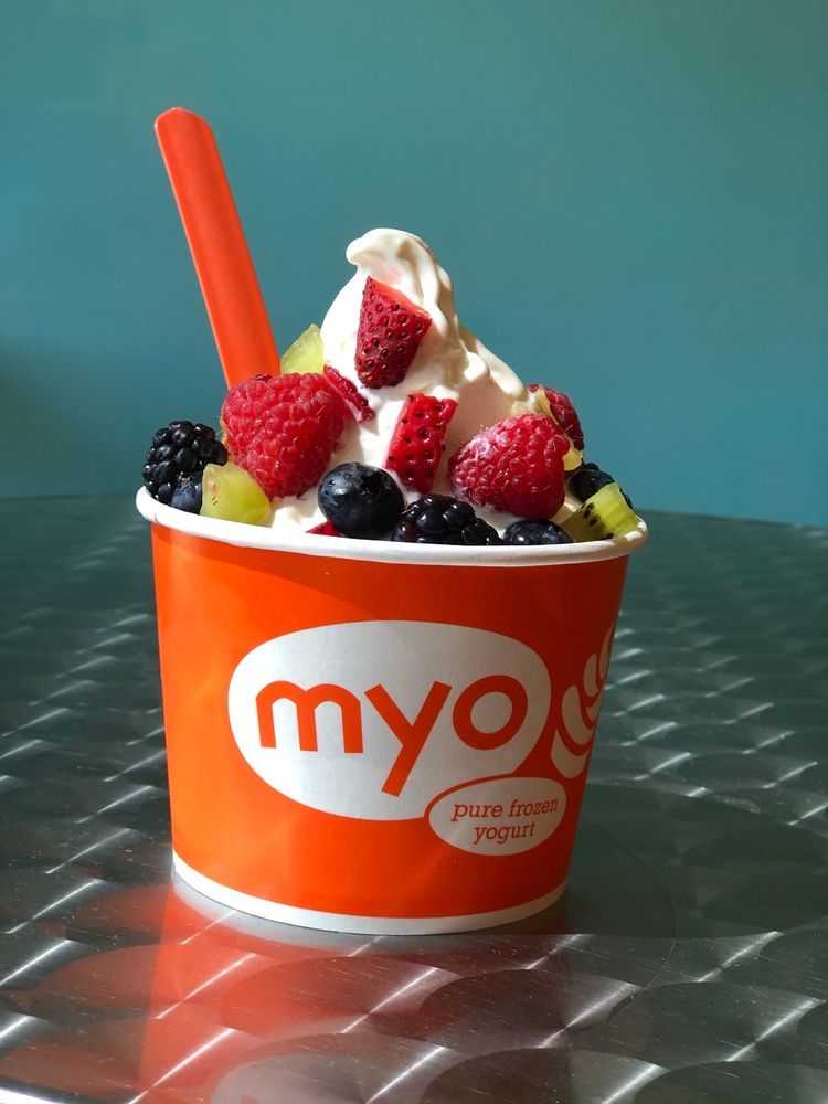 Myo Frozen Yogurt, CarmelbytheSea Roadtrippers