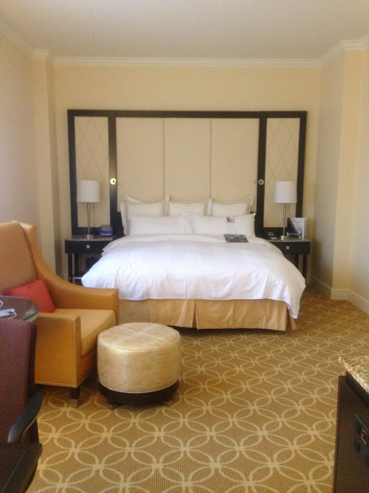 Nice Big Room With Huge King Bed Comfortable Crisp Bedding Yelp Photo Of Renaissance San Francisco Stanford Court Hotel Ca United States