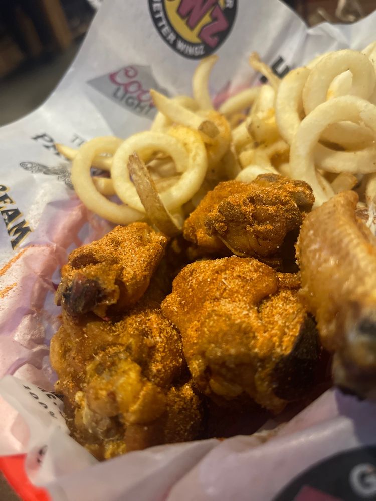 BreWingZ Restaurant and Bar BreWingZ Restaurant and Bar