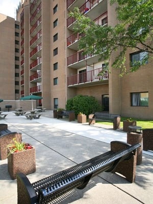 Greenhouse Apartments - Apartments - 17300 Southfield Fwy, Detroit ... Greenhouse Apartments - Apartments - 17300 Southfield Fwy, Detroit ...