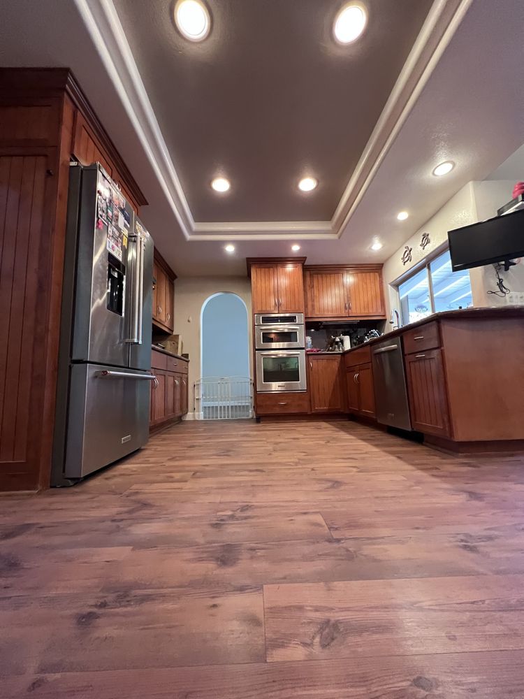 Hart's Family Flooring
