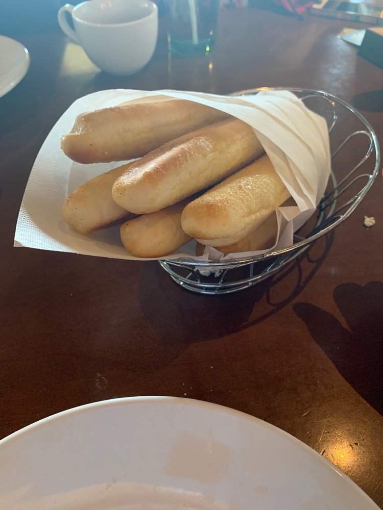 Breadsticks One Of The Best Things From Olive Garden Yelp Photo Of Olive Garden Italian Restaurant Overland Park Ks United States Breadsticks