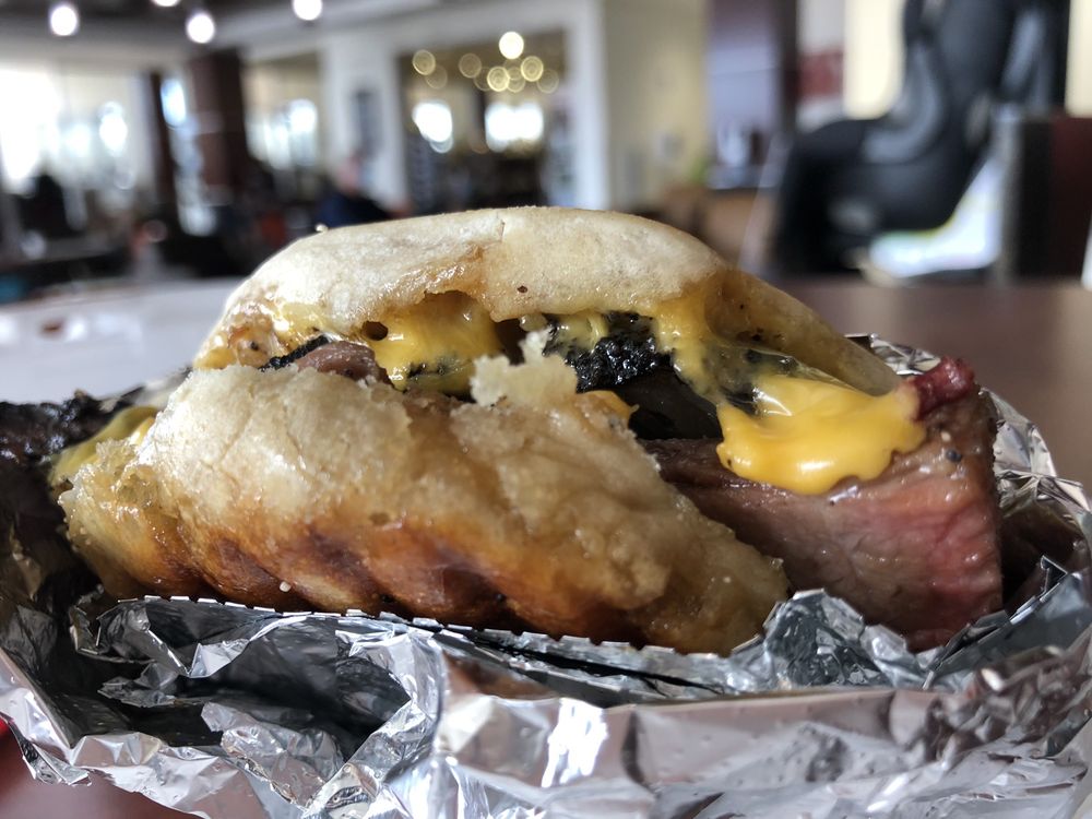 Big Lee’s BBQ-Deluca Toyota Cafe