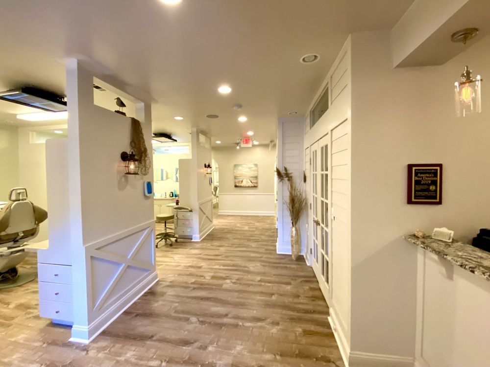 image of business Avalon Dental of Christiana
