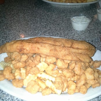 Mayflower Xvi Seafood Restaurant 23 Photos 49 Reviews Photo Of Mayflower Xvi Seafood Restaurant Durham Nc United States Not Bad