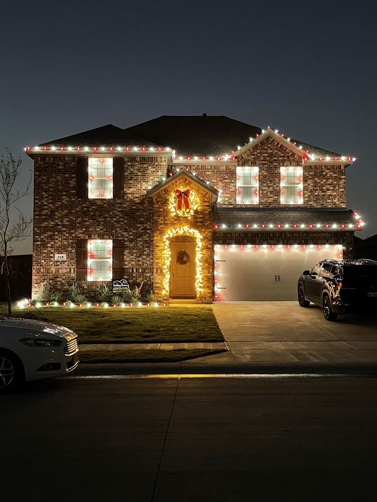 Holiday Breeze Lighting