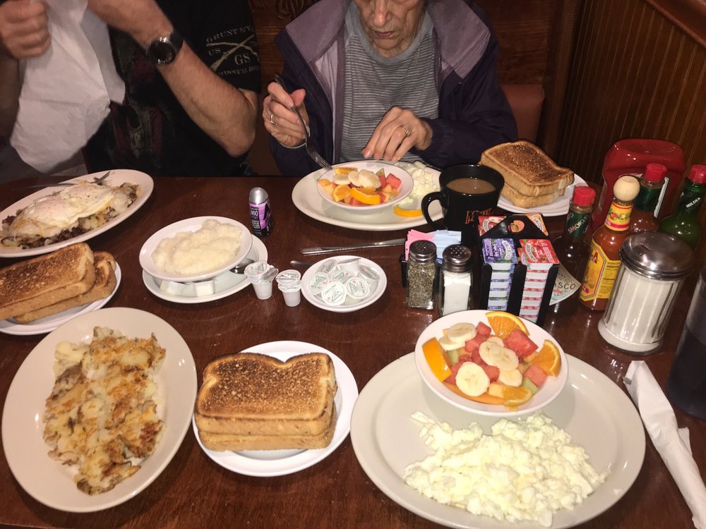 Molly Brown's Cafe