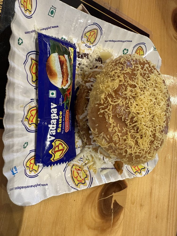 Jay Bhavani Vadapav