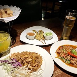 Silver Spoon Thai Restaurant & Bar - 435 Photos & 515 Reviews - Thai ...
