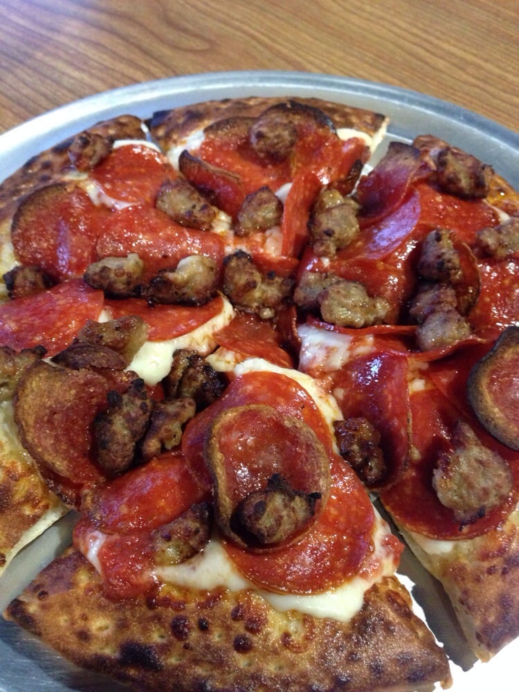 Lamppost Pizza
