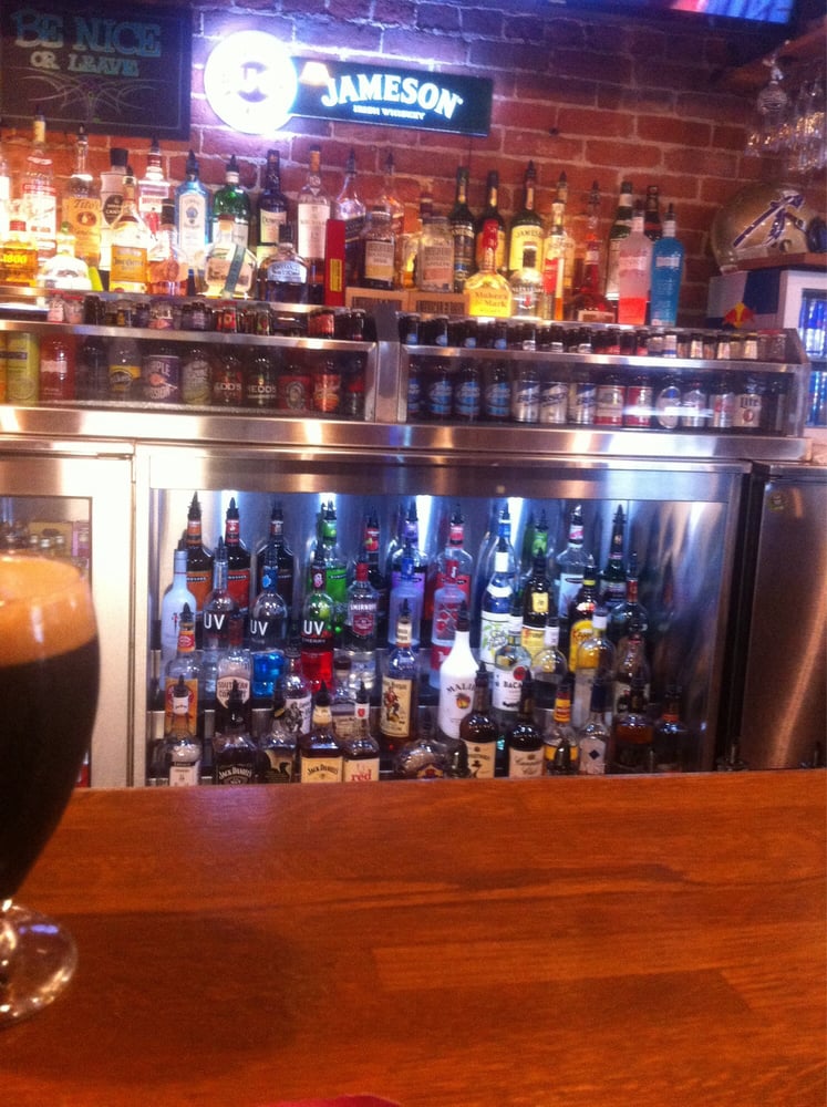 Boonie’s On The Avenue 32 Reviews Sports Bars 214 Iowa Ave