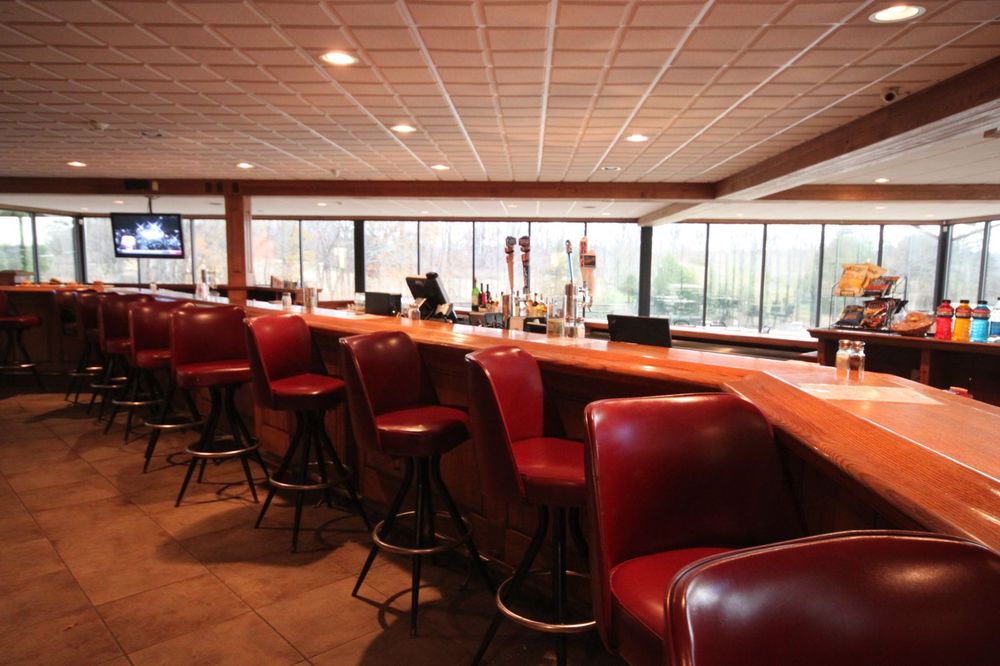 Greensboro National Bar & Grill American (Traditional) 330 Niblick