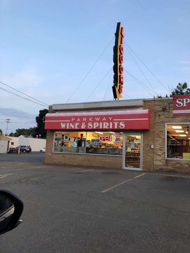 Parkway Wine & Spirits