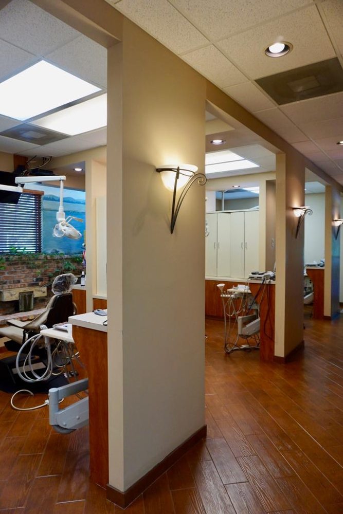 image of business Advantage Dental Weston: Yelena Prato, DMD