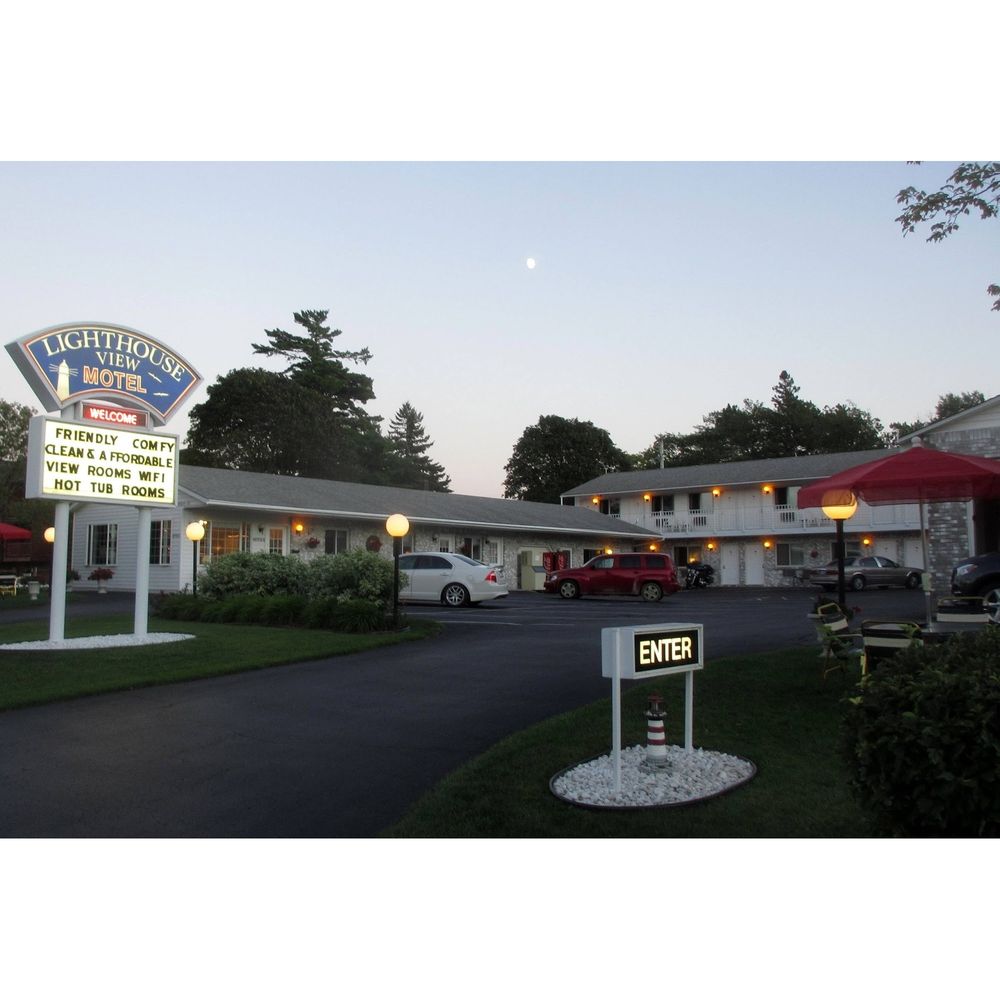 Lighthouse View Motel 699 N Huron Ave, Mackinaw City, MI 2019 All