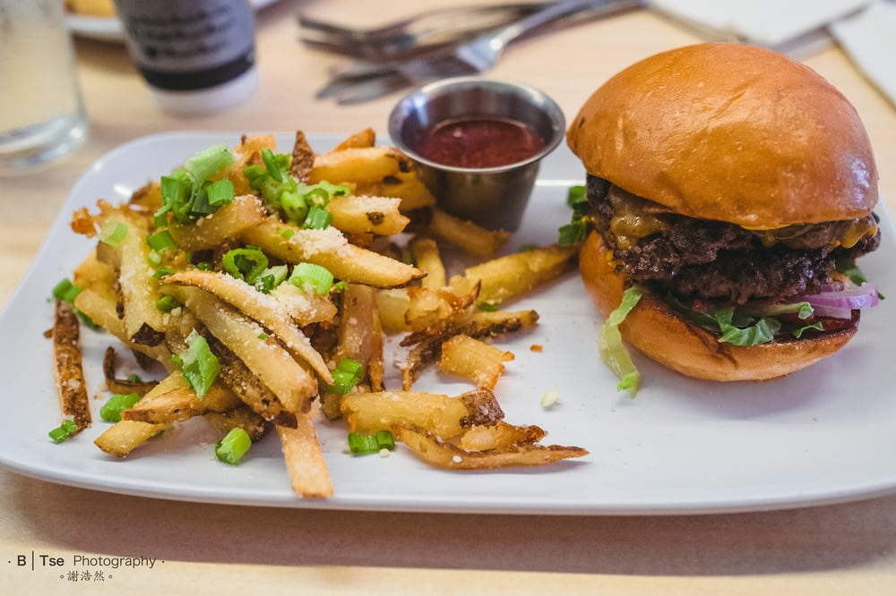 Bernie’s Burger Bus Order Food Online 1147 Photos & 927 Reviews