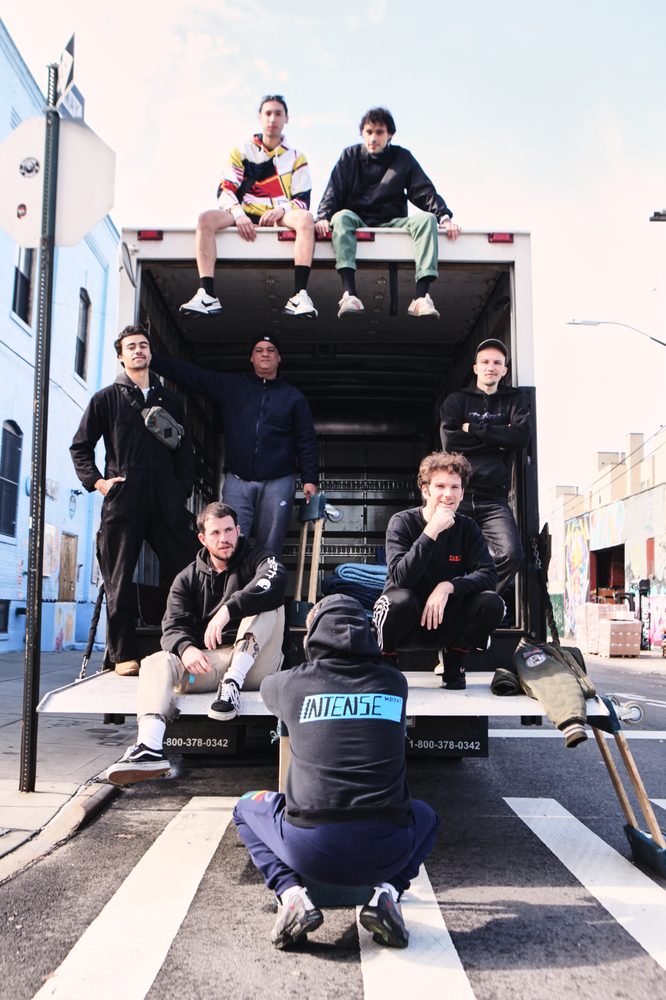 Intense Movers