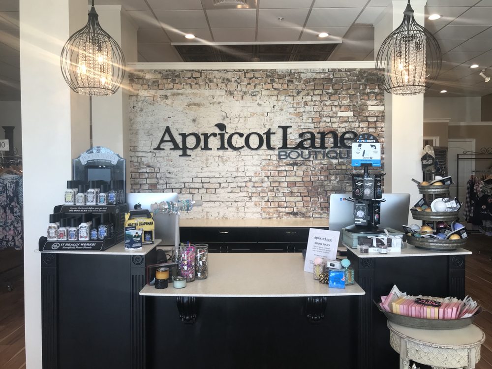 Apricot Lane Boutique Women's Clothing 9908 Gulf Coast Main St