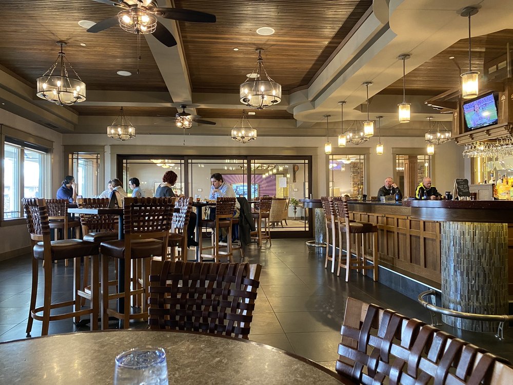 Lakehouse Tap and Grille