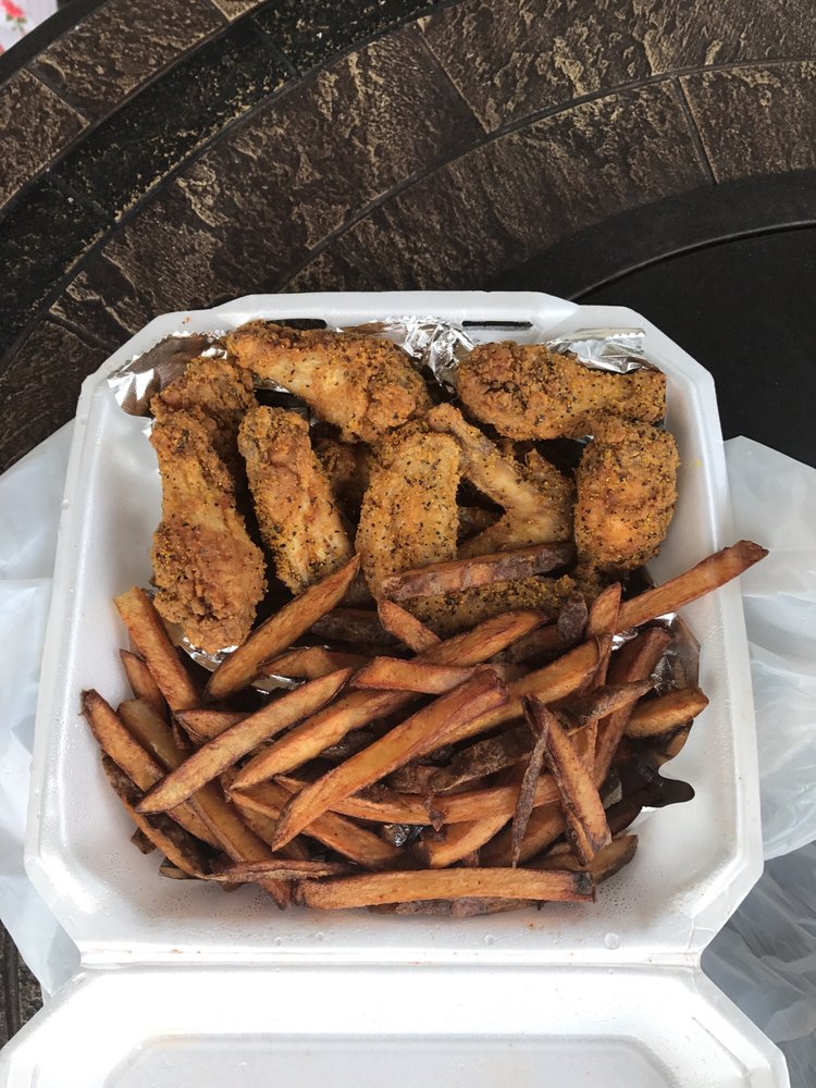 WhataTruck Superior Food on Wheels