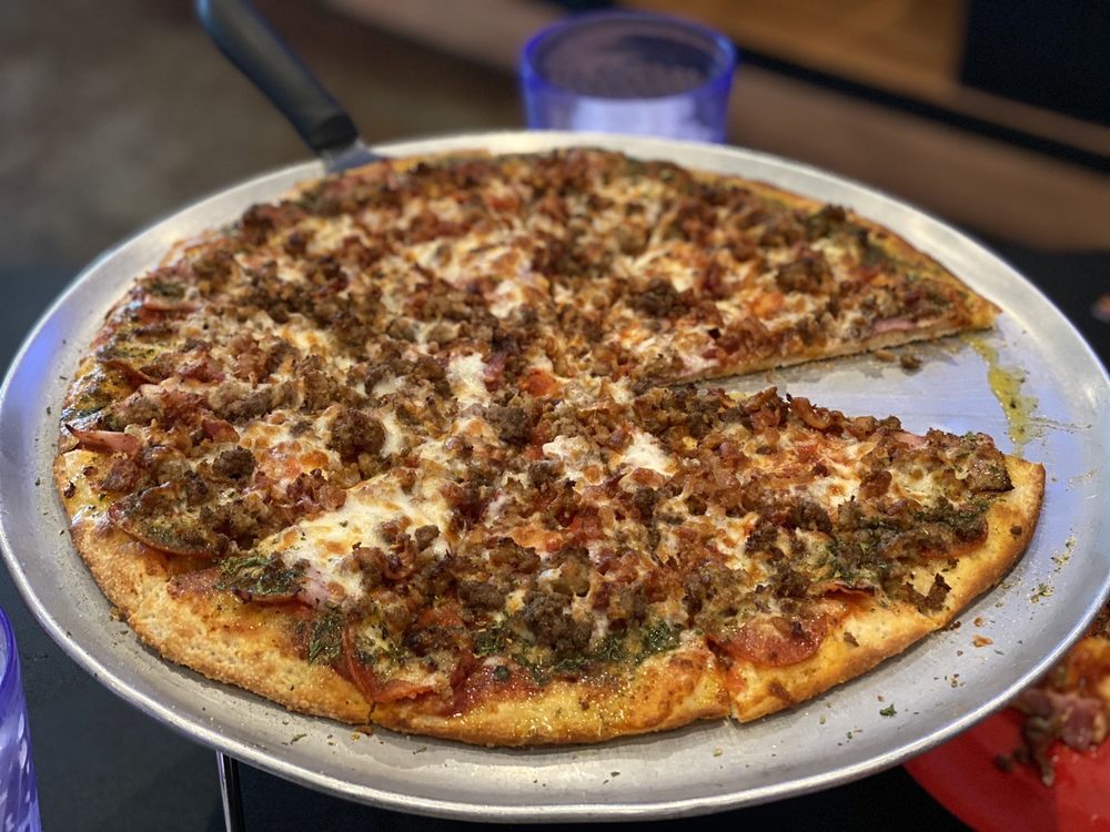 Center Court Pizza & Brew