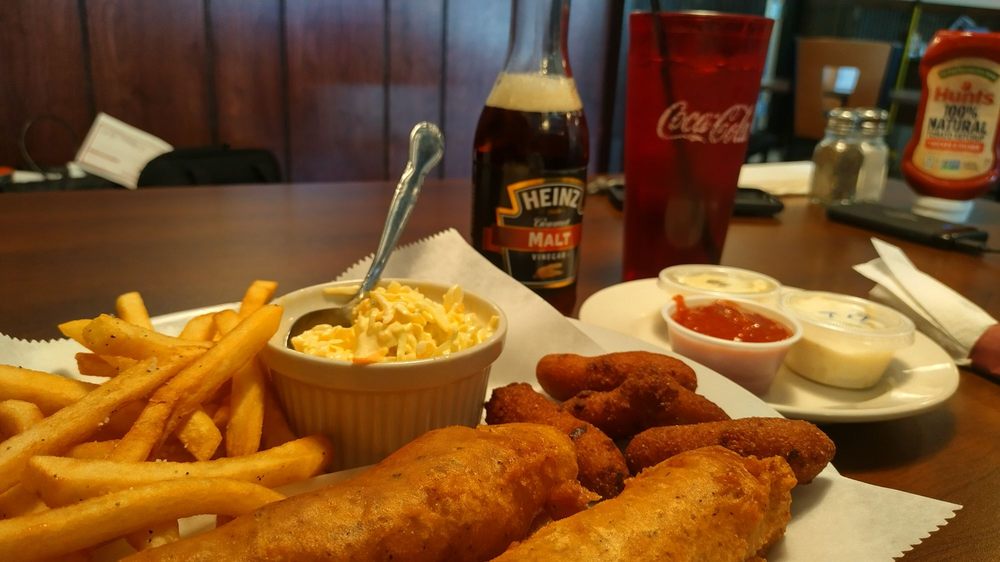 Sammy's Restaurant and Pub