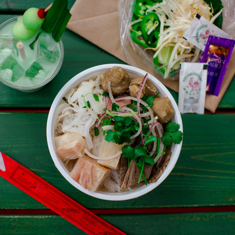 24 Hour LivingBusinesses That Cater to Us Night Owls. Yelp