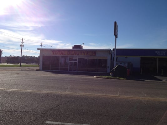 Total Beauty Cosmetics Supply 105 Beacon St Laurel Ms Photo Of Total Beauty Laurel Ms United States