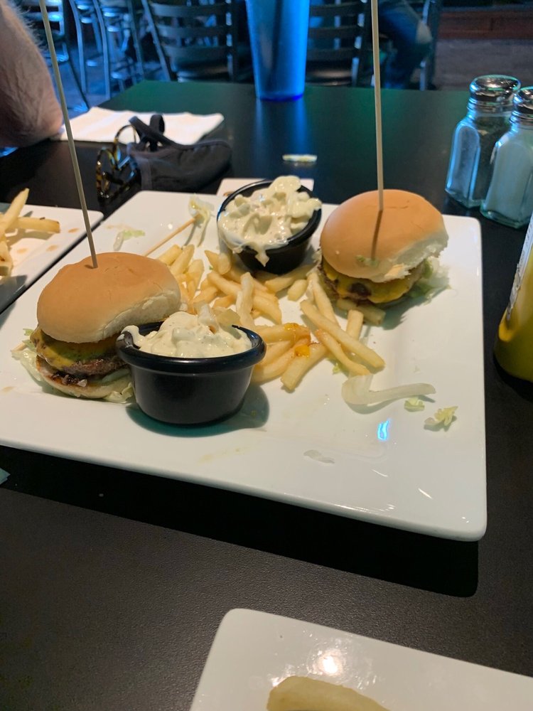 Pint House Burgers & Brews Pint House Burgers & Brews