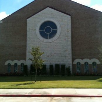 St John Vianney Catholic Church 12 Reviews Churches 625 Photo Of St John Vianney Catholic Church Houston Tx United States