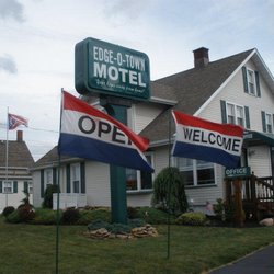 Edge O Town Motel Hotels 2328 N Ridge Rd E Ashtabula Oh Photo Of Edge O Town Motel Ashtabula Oh United States