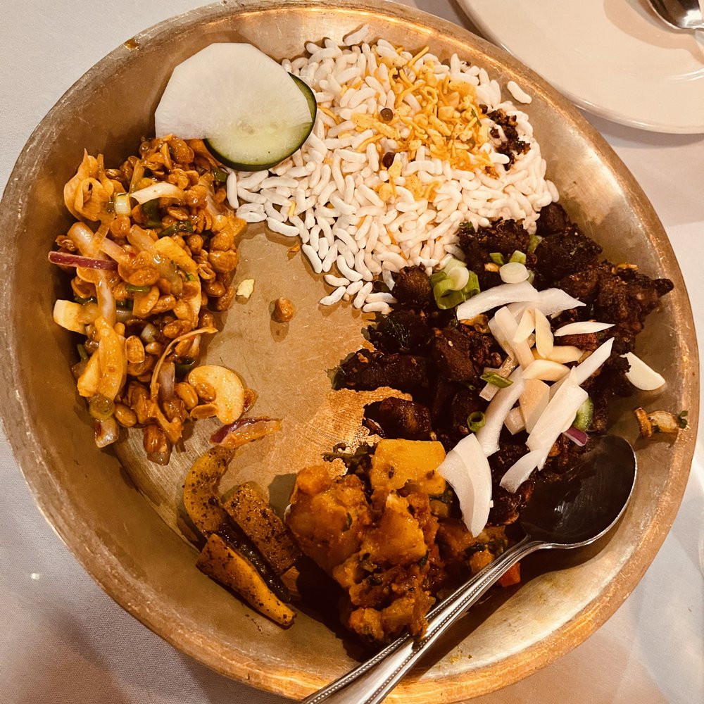 Everest Indian Himalayan Restaurant and Bar