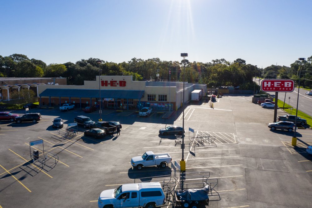 H-E-B