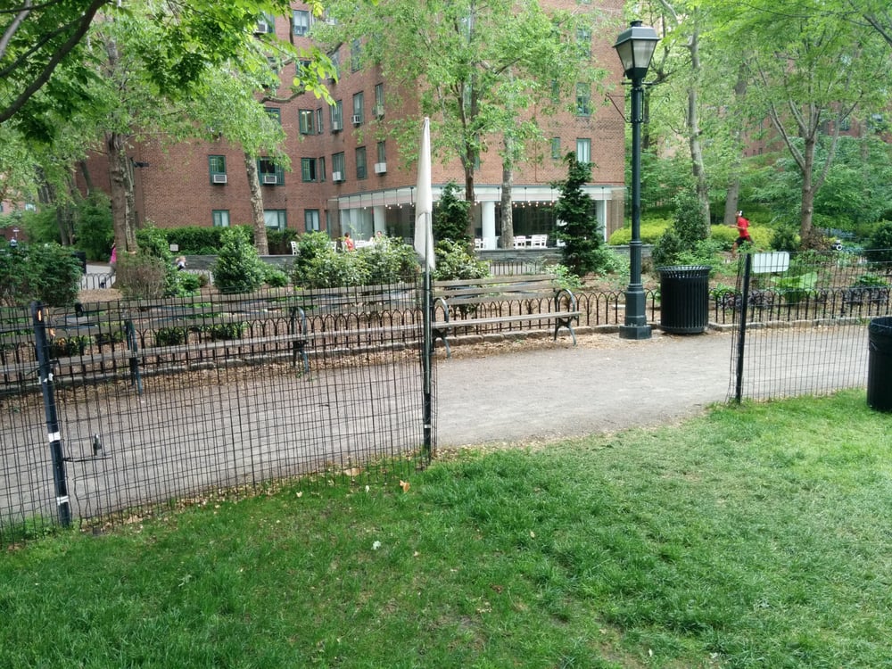 Stuyvesant Oval 17 Photos Parks Stuyvesant Town, Stuyvesant Town