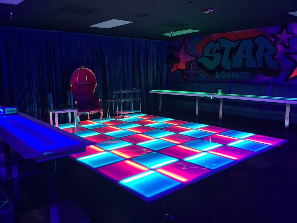 GlowZone - LA - 199 Photos & 184 Reviews - Laser Tag - 6051 De Soto Ave