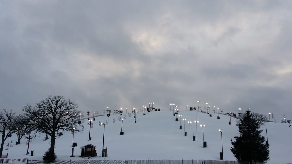 Wilmot Mountain Temp. CLOSED 100 Photos & 110 Reviews Ski Resorts