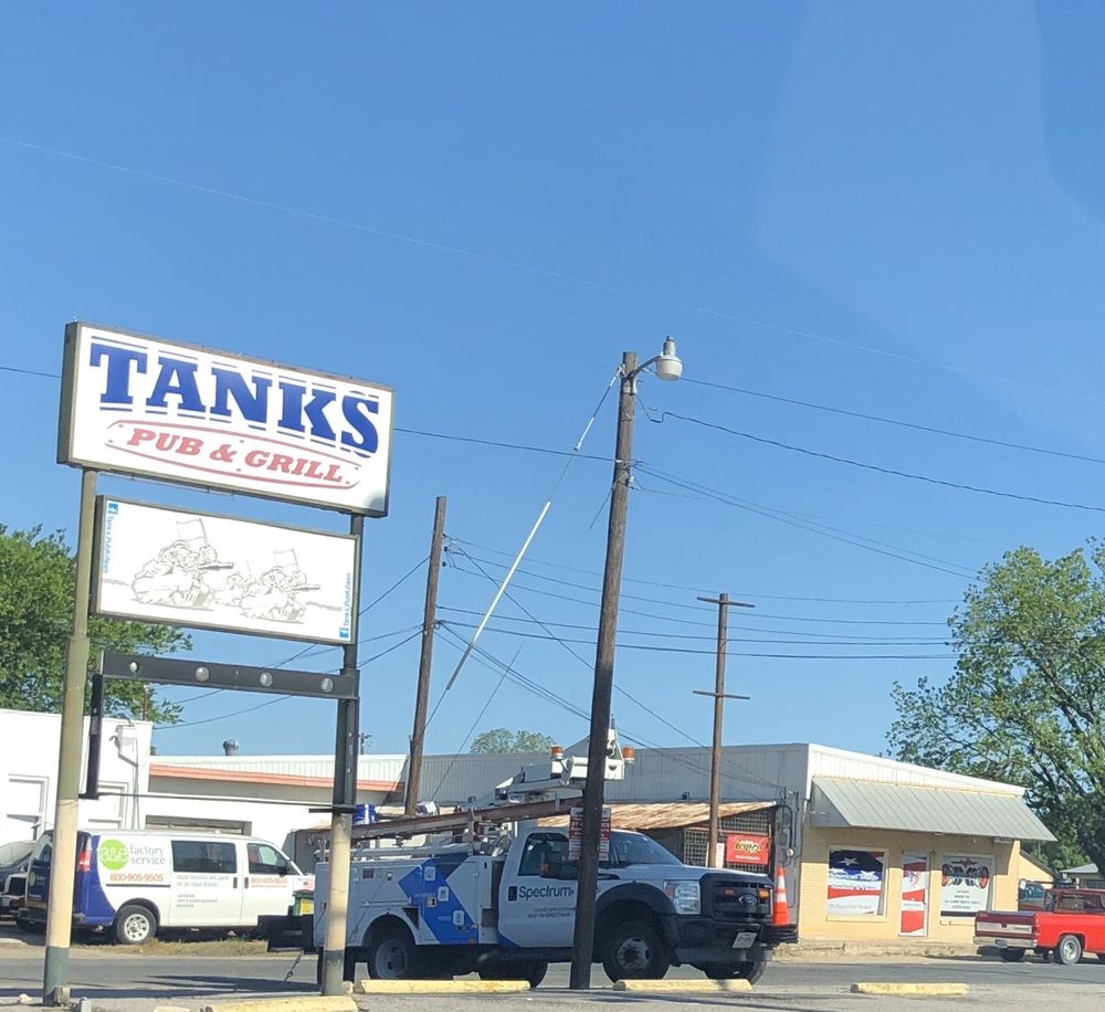 Tanks Pub