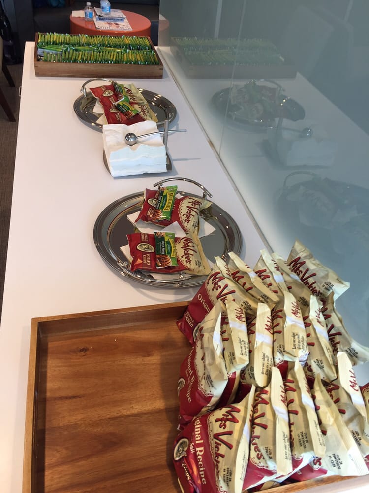 American Express Lounge 23 Photos Lounges 3315 Lower Lot