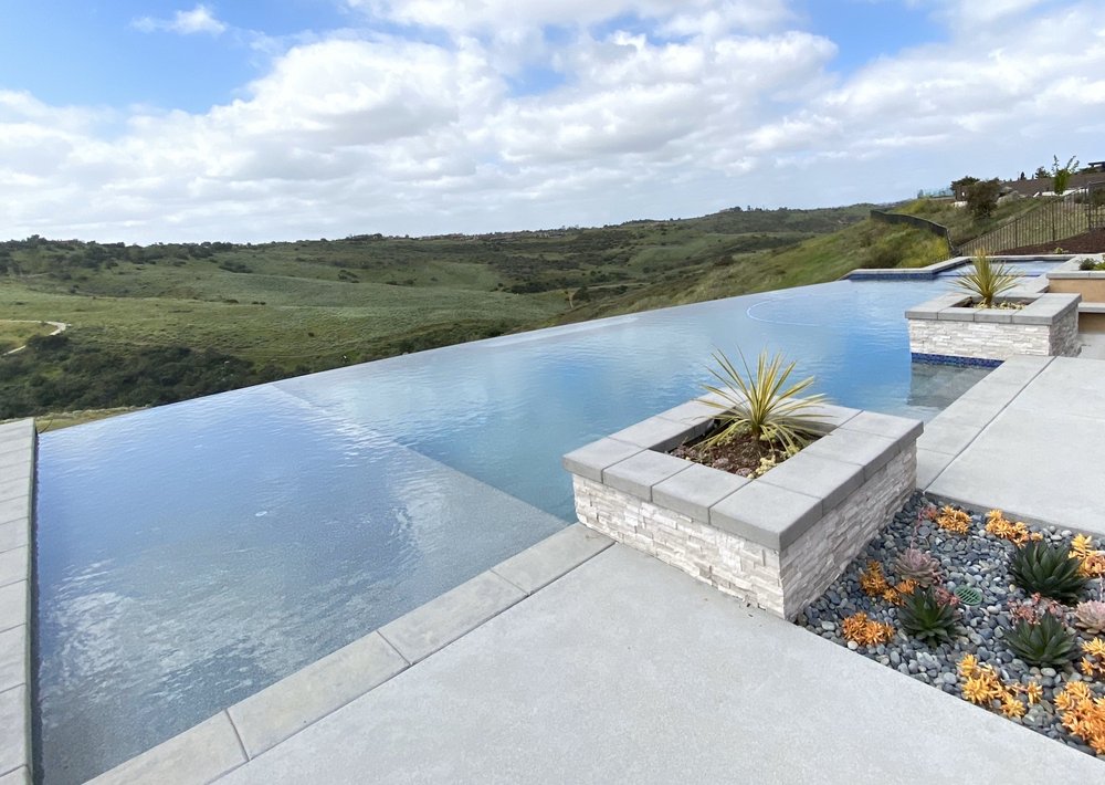 Shorebreak Pools 