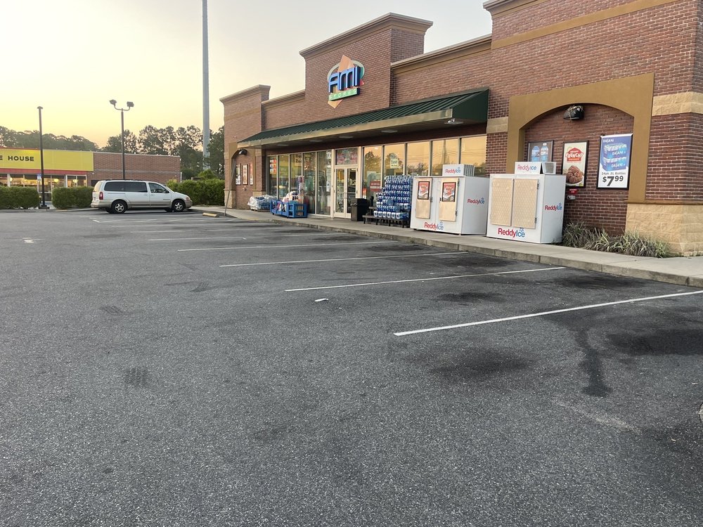AMI Convenient Store / Exxon