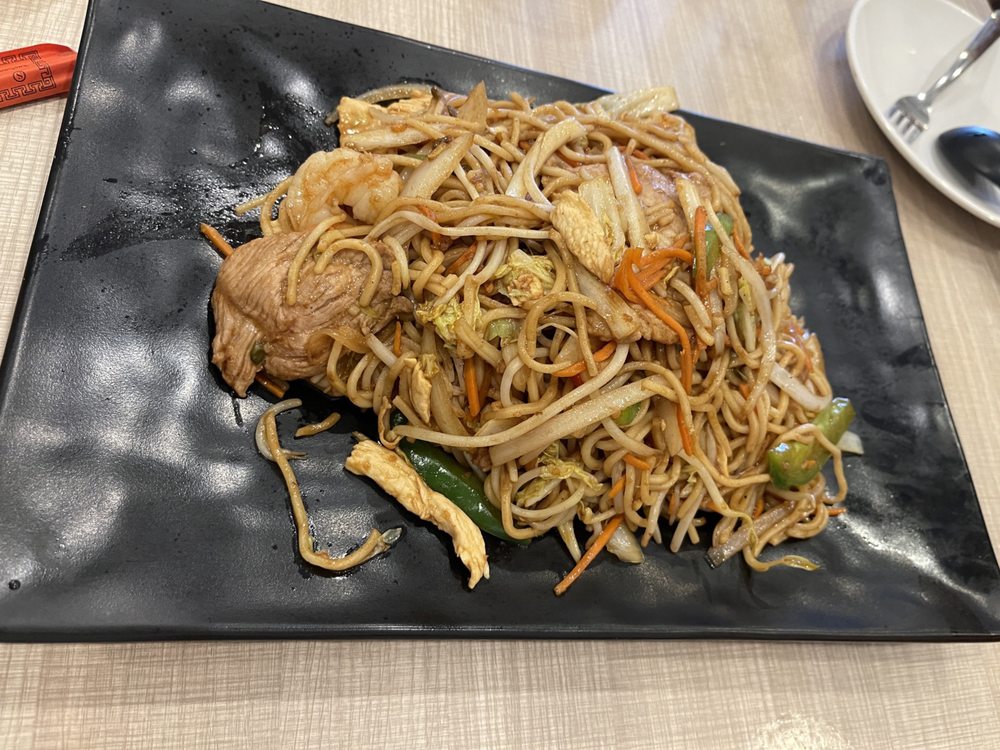 Xiaoling's Noodles and Dumplings