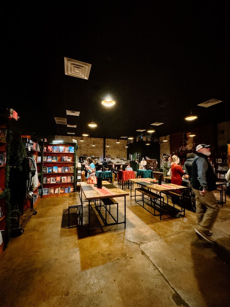 The Blackbird Books & Spirits