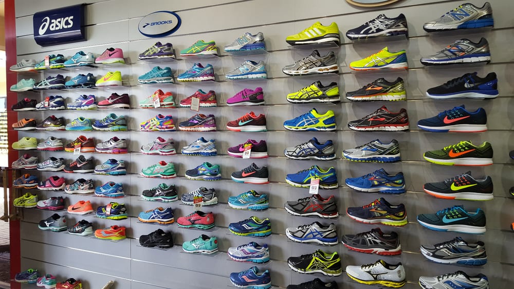 Go Run Kendall Store 32 Photos & 65 Reviews Shoe Stores 11650 N