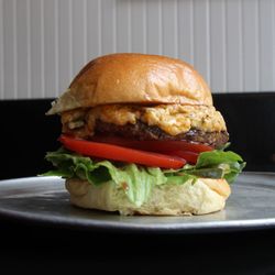 Chuck S 448 Photos 618 Reviews Burgers 237 Wilmington St Photo Of Chuck S Raleigh Nc United States Green Jacket Poblano Pimento