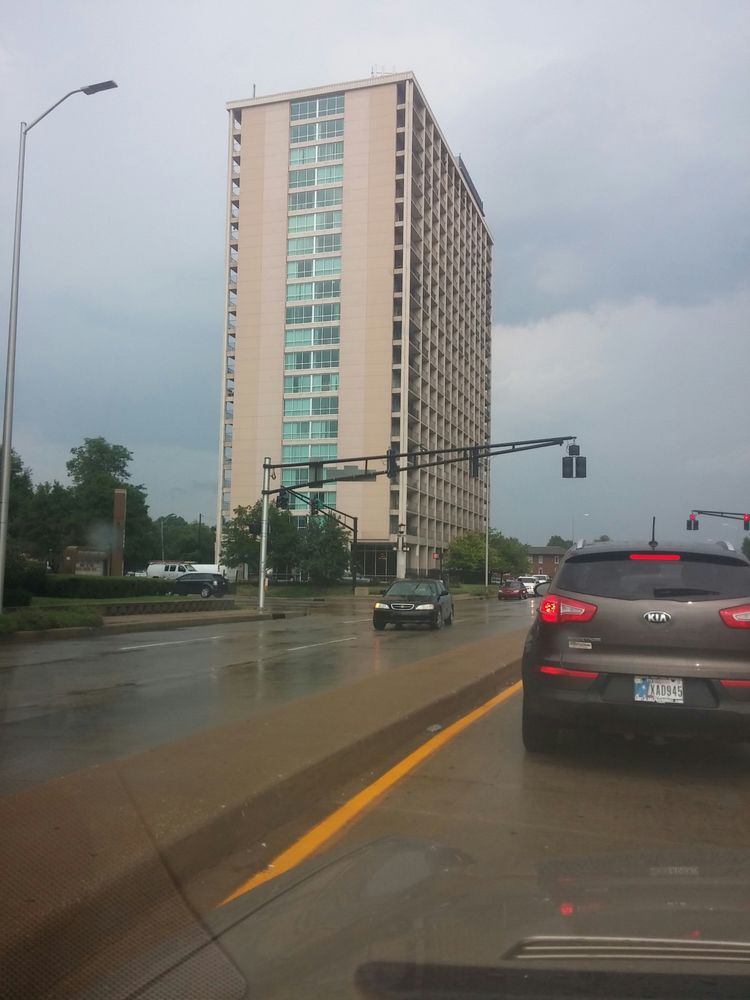 City View on Meridian Get Quote Apartments 3801 N Meridian St