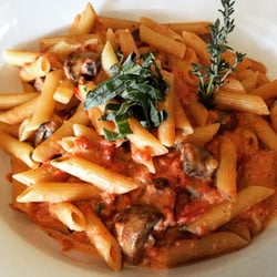 Sirena 49 Photos 66 Reviews Italian 1328 N Great Neck Rd Photo Of Sirena Virginia Beach Va United States Penne Alla Vodka Con