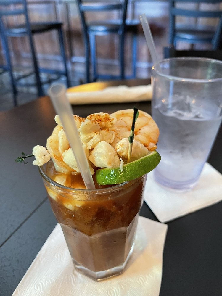 Kitzie's Restaurant & Lounge Club