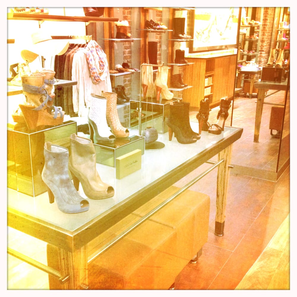 ugg store yorkville ugg store yorkville