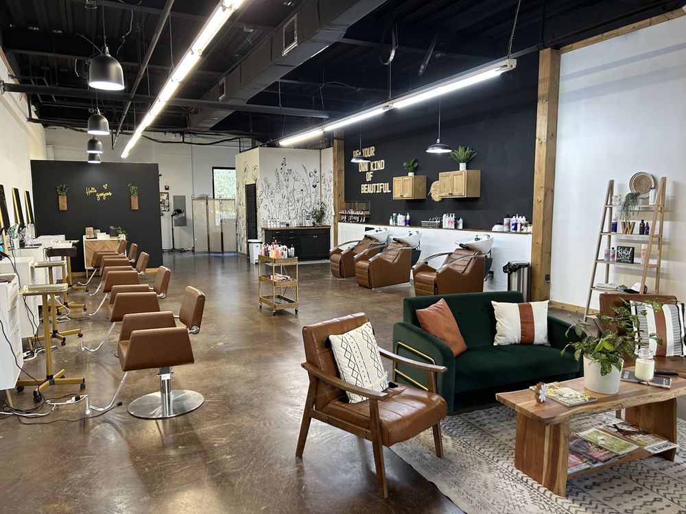 Wildflower Salon Image