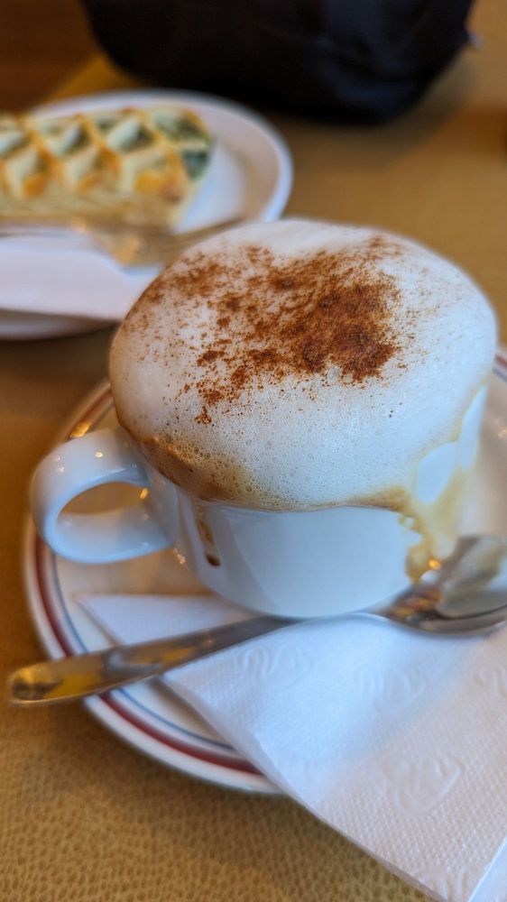 Crystal Ball Cafe